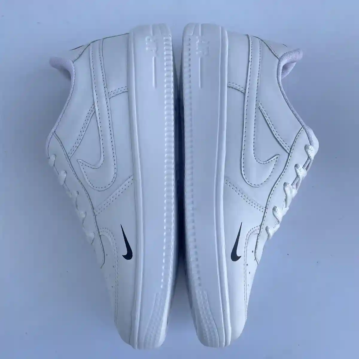 کفش اسپرت  زنانه و مردانه نایک ایر nike air سفید کد 189